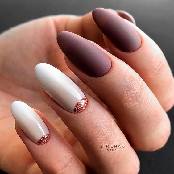 28 Gorgeous Almond Acrylic Nails You Won’t Resist；almond nails long or short; almond nails designs; almond nails fall; almond acrylic nails.