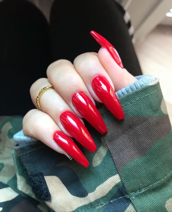 30 Eye-catching Red Nail Art Designs to Show Your Style; fire red nail; wine red nail; red coffin nails; red acrylic nails; red ombre nails; Christmas red nails.