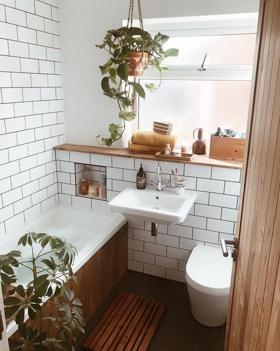 Small bath ideas; home decor on budget; small master bathroom budget makeover, bathroom decorating; Tile Shower Ideas; modern bathroom.