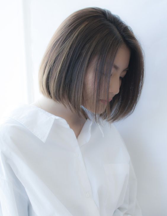 Looking for more trendy short or medium bob hairstyles? Just visit our blog to find more. medium bob haircuts; straight bob haircuts; short bob hairstyles. #bobhairstyles #shorthairstyles #mediumbobhaircuts