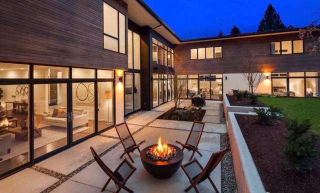 Super Beautiful Modern Courtyard Design #courtyard